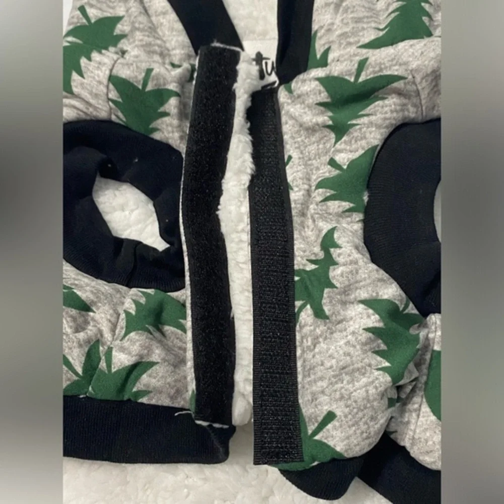 Pup Under the Tree Dog Hoodie Gray/Green Size Large